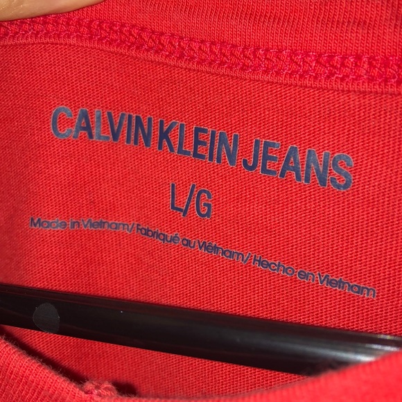 Brand new cK large tee shirt for men. Never worn - Picture 3 of 3